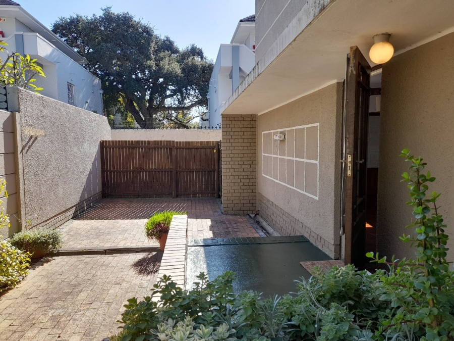 2 Bedroom Property for Sale in Kenilworth Western Cape